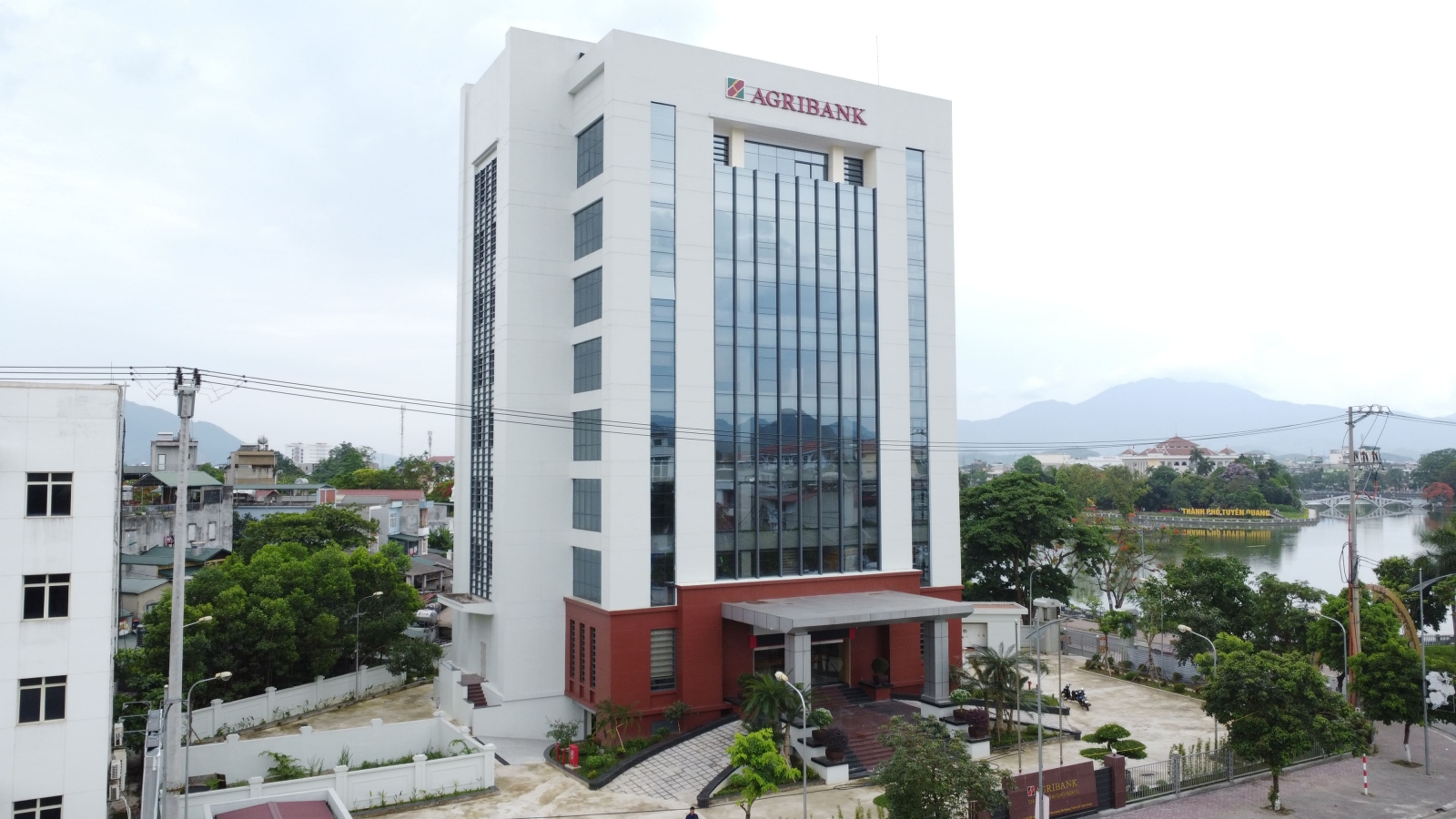 Đầu tư xây dựng trụ sở AGRIBANK Chi nhánh tỉnh Tuyên Quang